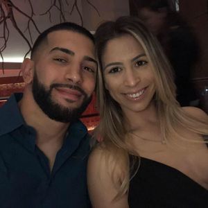 Meet your Posher, Cassandra